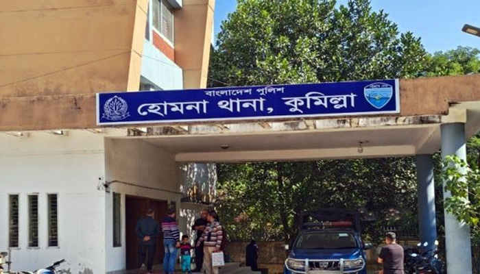 হোমনায় সতীনের ছেলেকে ছুরিমারা আসামির থানায় আত্মহত্যা