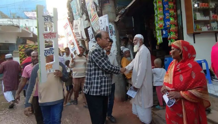 অনেকে প্রকাশ্যেই আচরণবিধি লঙ্ঘন করে প্রচারণা চালাচ্ছেন: সেলিম মাহমুদ