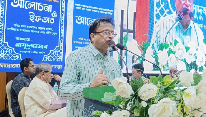বিভেদ ভুলে মানুষের জন্য কাজ করুন