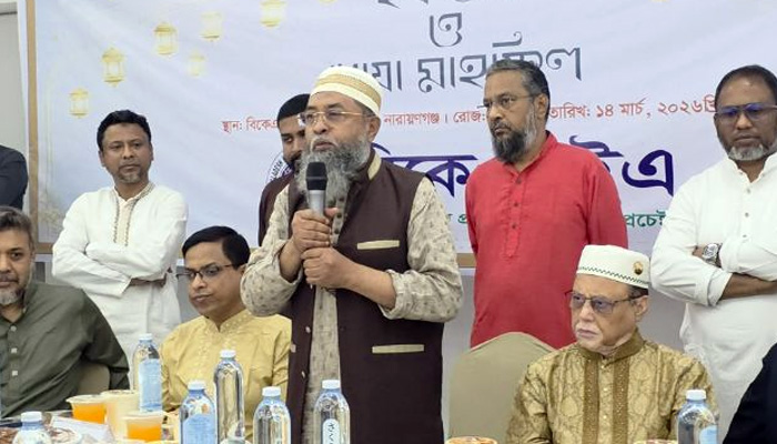 শিল্পের উন্নয়নে মালিক-শ্রমিক এক হয়ে কাজ করেছে: মোহাম্মদ হাতেম