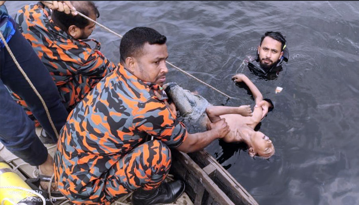 ব্রহ্মপুত্র নদে গোসল করতে নেমে শিশুর মৃত্যু