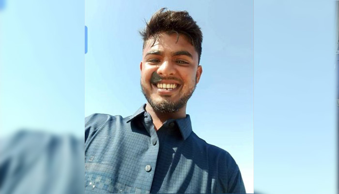 পাওনা টাকা নিয়ে বিরোধ: দুবাই প্রবাসীকে কুপিয়ে হত্যা, বন্ধুর রগ কর্তন
