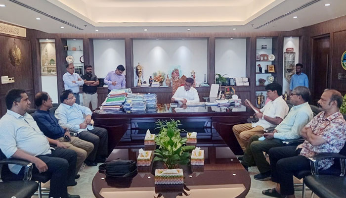 দখলদারদের খুশি করে মার্কেট ও কন্টেইনার পোর্ট নির্মাণ করা যাবে না