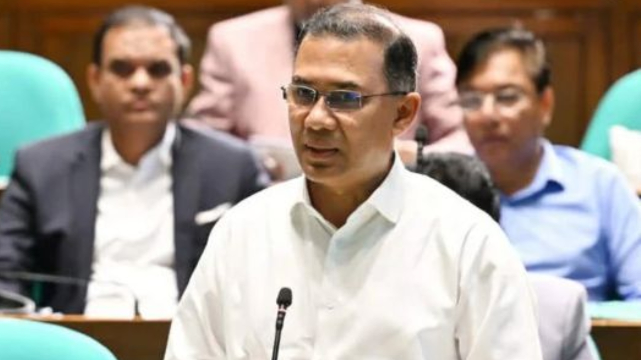 নাগরিক সুবিধা নিশ্চিত করা হলে মানুষের ঢাকা আসার প্রবণতা কমে আসবে: প্রধানমন্ত্রী