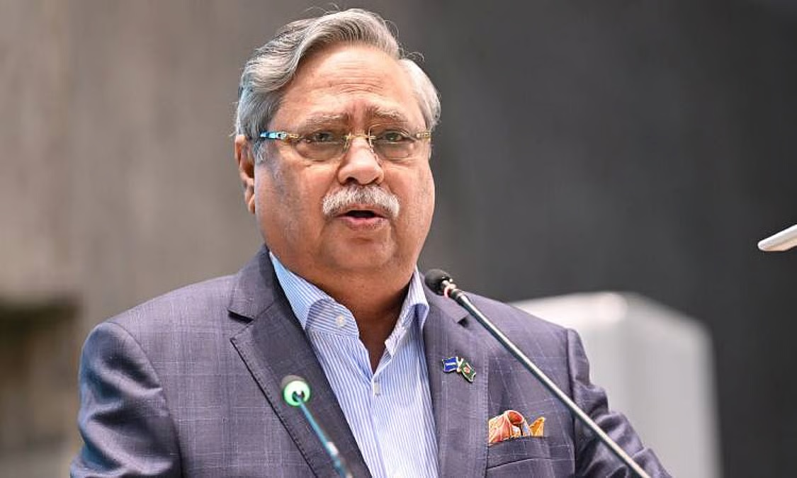 লন্ডনের উদ্দেশ্যে রাষ্ট্রপতির ঢাকা ত্যাগ