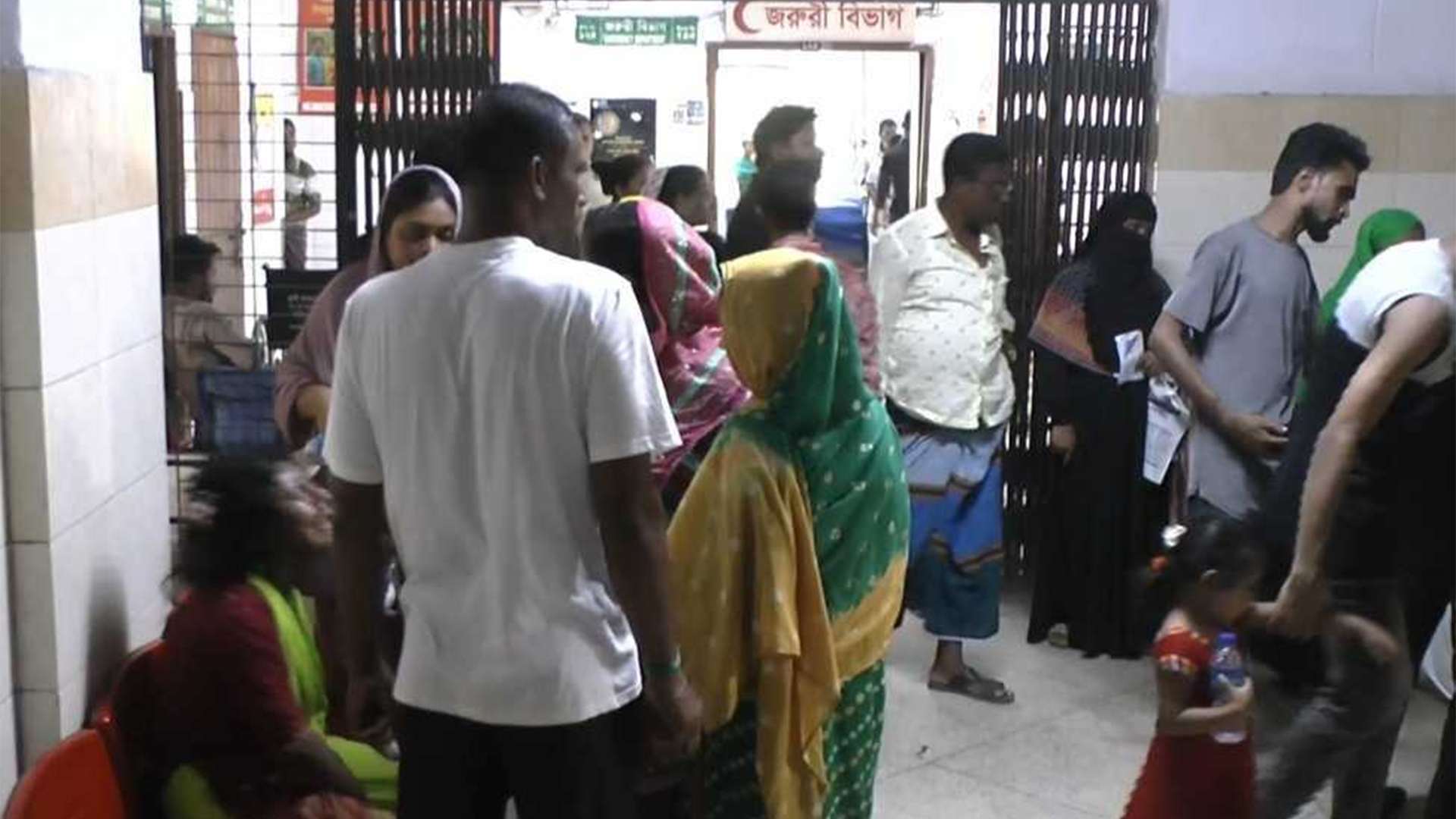 বন্দরে দিনদুপুরে ব্যবসায়ীকে কুপিয়ে হত্যা